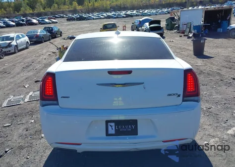 2016 Chrysler 300 300S Alloy Edition из США, поврежденный, VIN 2C3CCAGG2GH329189